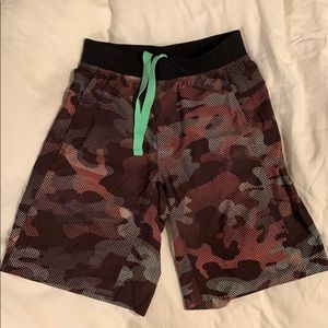 Lululemon men’s shorts